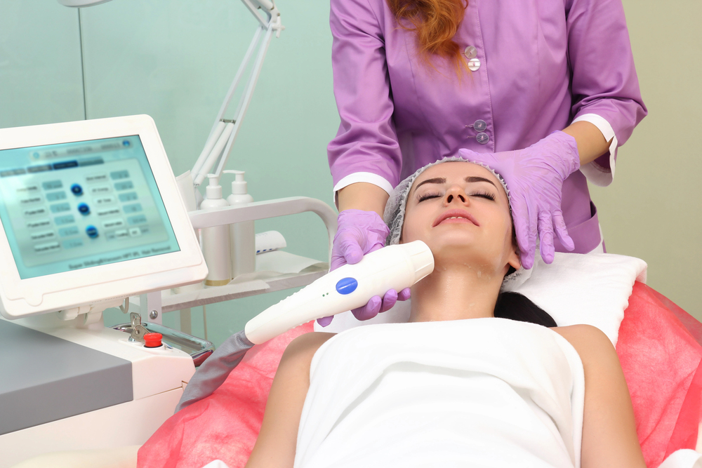 Back to School With Confidence: How Cold Plasma Can Help Clear Acne and Restore Healthy Skin